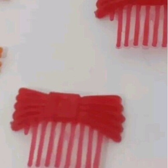 4 Vintage 1980s Barbie Hair Clips Orange Star Red Bows Accessories Fashion Doll - Picture 6 of 6